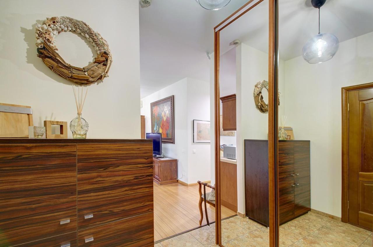 Helios 19 Luxury Vilnius Apartment Bagian luar foto
