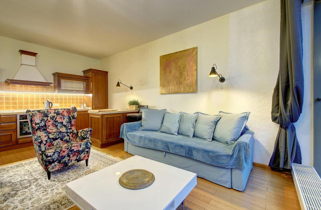 Helios 19 Luxury Vilnius Apartment Bagian luar foto