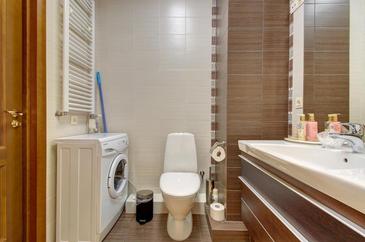 Helios 19 Luxury Vilnius Apartment Bagian luar foto
