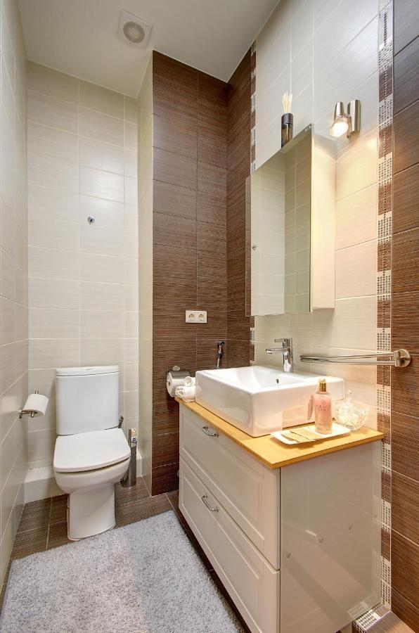 Helios 19 Luxury Vilnius Apartment Bagian luar foto